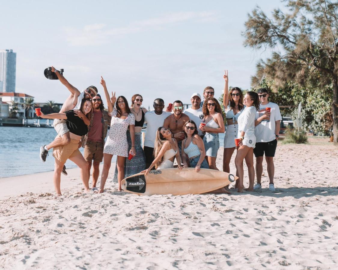Budds In Surfers Backpackers Голд-Кост Екстер'єр фото