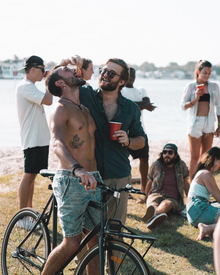 Budds In Surfers Backpackers Голд-Кост Екстер'єр фото